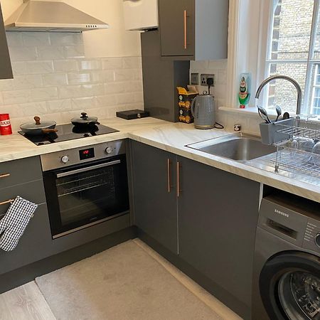 Bright & Modern Newly Refurb 2-Bed 2-Bath Whole Apartment Near Hyde Park & Kensington, Prime Paddington Location Zone 1 لندن المظهر الخارجي الصورة