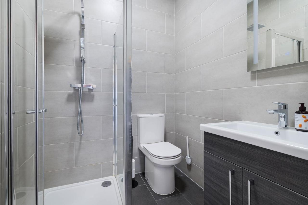 Bright & Modern Newly Refurb 2-Bed 2-Bath Whole Apartment Near Hyde Park & Kensington, Prime Paddington Location Zone 1 لندن المظهر الخارجي الصورة