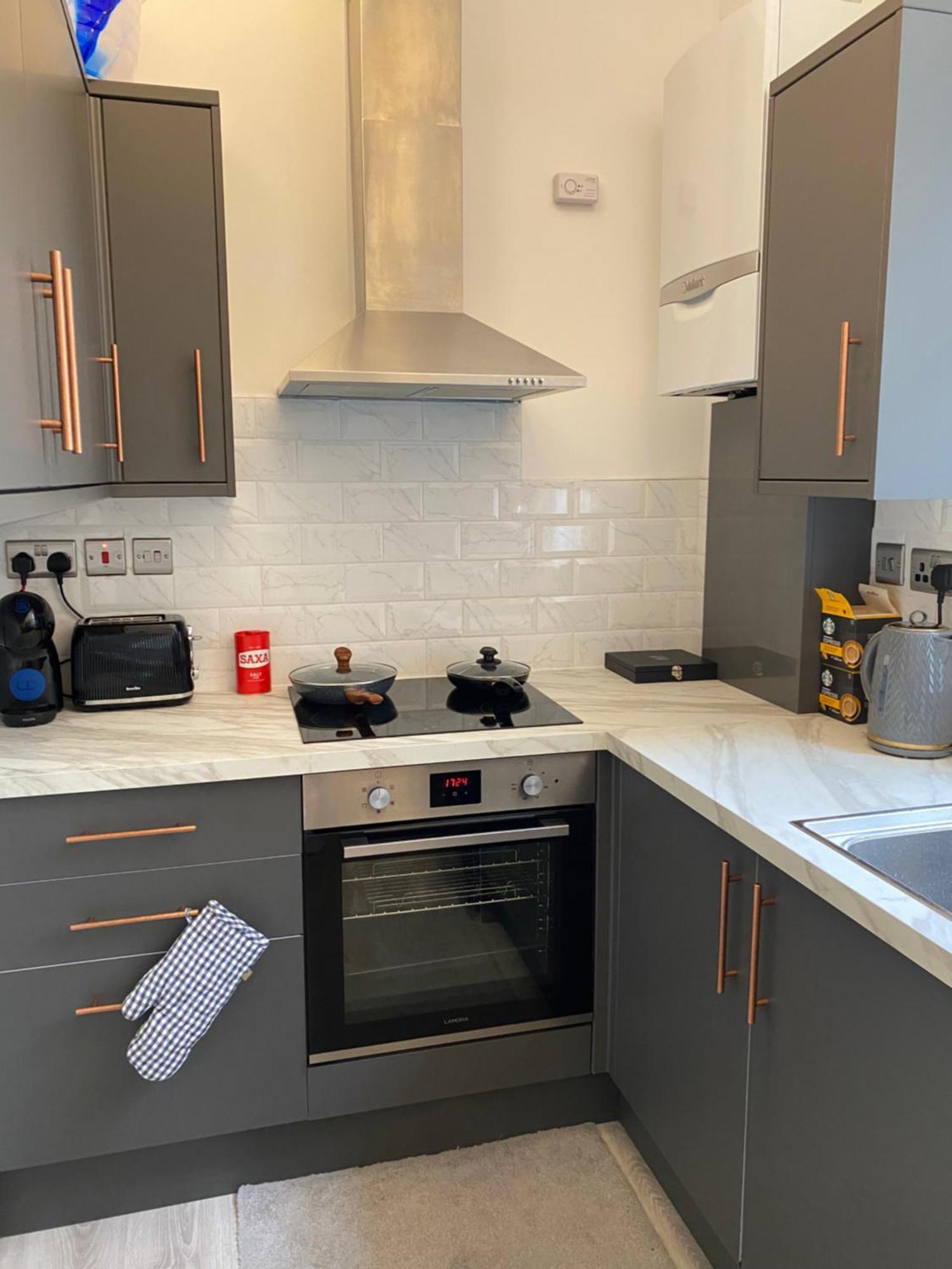 Bright & Modern Newly Refurb 2-Bed 2-Bath Whole Apartment Near Hyde Park & Kensington, Prime Paddington Location Zone 1 لندن المظهر الخارجي الصورة