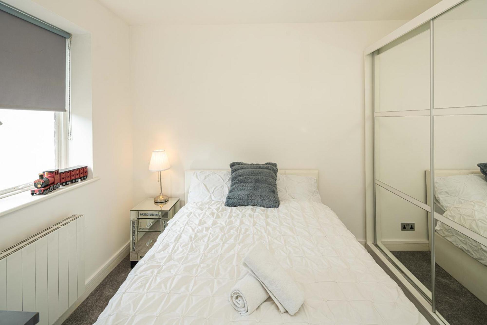 Bright & Modern Newly Refurb 2-Bed 2-Bath Whole Apartment Near Hyde Park & Kensington, Prime Paddington Location Zone 1 لندن المظهر الخارجي الصورة
